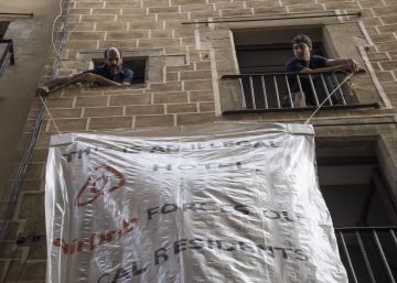 Barcelona prohibeix nous pisos turístics a l’espera de la regulació del Govern