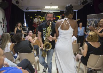 Blues a la presó de dones de Wad-Ras Blues a la presó de dones de Wad-Ras