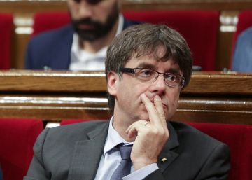 La oposición exige a Puigdemont que eche ya el freno al procés