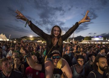 Benicàssim se prepara para el último asalto de un FIB histórico Benicàssim se prepara para el último asalto de un FIB histórico
