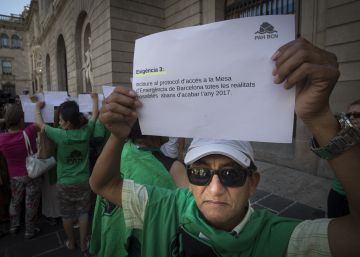 La PAH suspende las políticas de vivienda de Colau La PAH suspende las políticas de vivienda de Colau