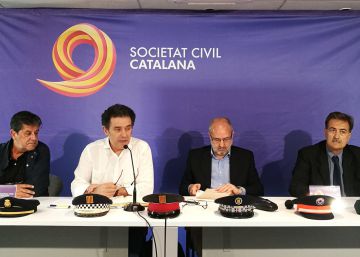 Societat Civil abre un buzón para que los mossos denuncien presiones sobre el referéndum Societat Civil abre un buzón para que los mossos denuncien presiones sobre el referéndum