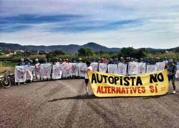 El TSJC suspende la prolongación de la autopista hasta Lloret El TSJC suspende la prolongación de la autopista hasta Lloret