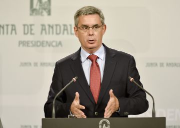 Andalucía urge al Gobierno que pare la orden cautelar de las 35 horas Andalucía urge al Gobierno que pare la orden cautelar de las 35 horas