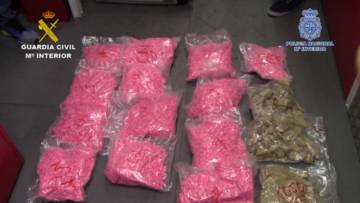 Pastillas incautadas por la Guardia Civil durante la operación.