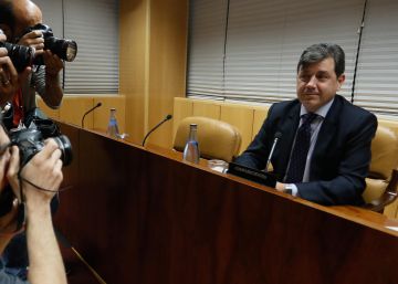 La Comunidad coloca en Economía al viceconsejero de Cifuentes que dimitió por Púnica La Comunidad coloca en Economía al viceconsejero de Cifuentes que dimitió por Púnica