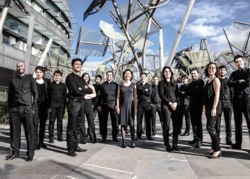Una orquesta entre amigos Una orquesta entre amigos