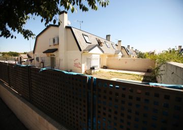 Vecinos de Aranjuez denuncian una escalada de okupaciones en chalés Vecinos de Aranjuez denuncian una escalada de okupaciones en chalés