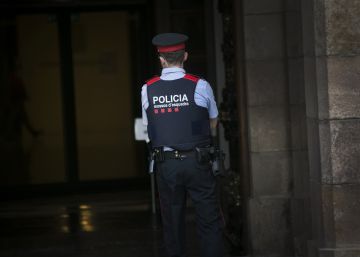 El principal sindicat dels Mossos diu que “compliran la llei”