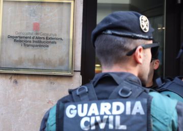 La Fiscalia investiga si grans empreses contractistes de la Generalitat estan pagant el referèndum il·legal La Fiscalia investiga si grans empreses contractistes de la Generalitat estan pagant el referèndum il·legal
