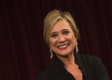 La periodista Inés Ballester recibe un homenaje en el Teatro Principal de Valencia La periodista Inés Ballester recibe un homenaje en el Teatro Principal de Valencia