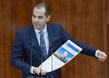 Ciudadanos insiste en pedir a Cifuentes una bajada de impuestos inmediata Ciudadanos insiste en pedir a Cifuentes una bajada de impuestos inmediata