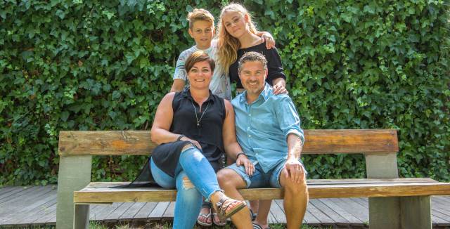 Hjordis Audunsdottir i la seva família.