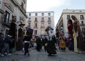 Una asociación advierte del mal estado de los gigantes y cabezudos de Madrid