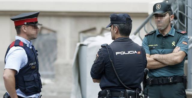 Representantes de los Cuerpos y fuerzas de seguridad del Estado en Delegación del Gobierno en Cataluña.