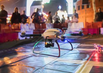 Dos drones vigilan las fiestas de Las Rozas