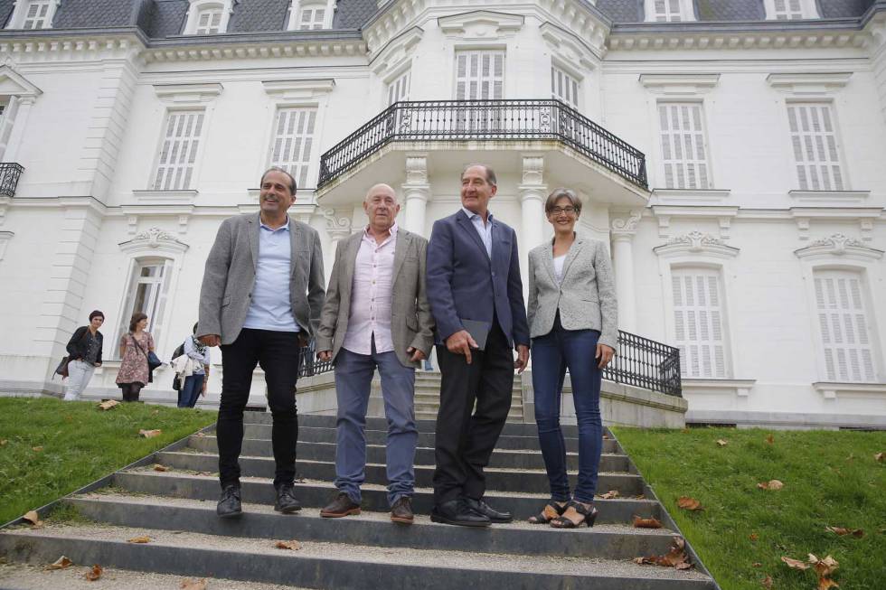 Brian Currin apoya una “desmovilización” total de ETA Brian Currin apoya una “desmovilización” total de ETA