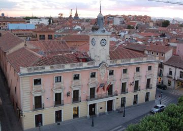Imputados los arquitectos municipales de Alcalá por unas obras en el casco histórico Imputados los arquitectos municipales de Alcalá por unas obras en el casco histórico