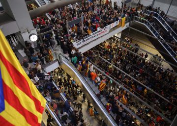 Ocho investigados por cortar las vías del AVE no comparecerán ante el juez