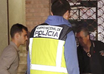 Un hombre degüella a su hija de dos años en Alzira