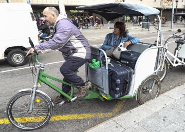 Amplio seguimiento de la huelga de taxistas en Barcelona, según los sindicatos