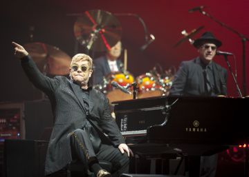 Elton John omple el Sant Jordi de records i ganes de passar-s’ho bé
