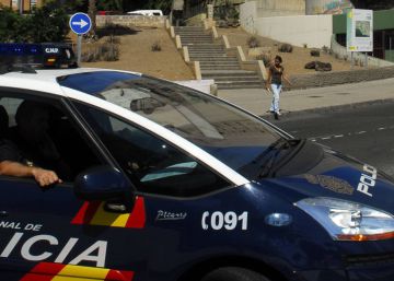 Detenido por extorsionar e intercambiar imágenes sexuales con 40 menores