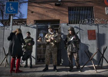 Un falso retén militar para sensibilizar sobre la opresión israelí hacia los palestinos