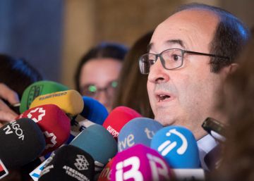 Iceta pide hora a Torrent para urgirle a que convoque un pleno de investidura