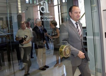 Cuatro imputados por la trama alicantina de Fitur durante el mandato de Ripoll
