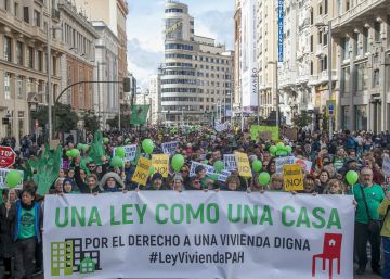 La PAH recorre el centro de Madrid en defensa de una vivienda digna