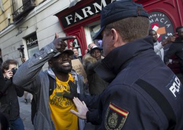 La Plataforma del Barrio de Lavapiés respalda la actuación de la Policía