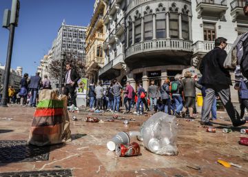 Unas Fallas con parecidos residuos, menos vandalismo y más reciclaje