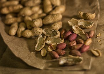 Cacahuetes y panzada verbal