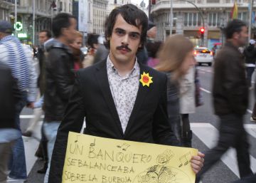 La firma del portavoz del 15-M recibe 35.000 euros a dedo del Consistorio