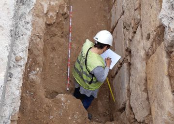 Descubiertos posibles vestigios de la puerta cristiana de la Trinidad, del siglo XIV, en Valencia