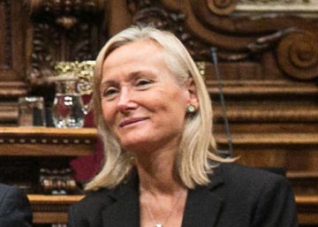 Malestar en el PP por la resistencia de Esteller a renunciar a una de sus actas