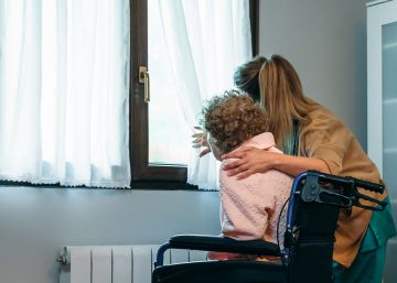 La Comunidad solo aporta un 18,3% del gasto local en servicios sociales