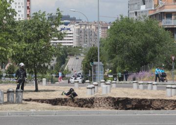 La rotura de una tubería deja sin agua a cientos de miles de personas en seis distritos de Madrid