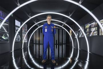El astronauta Pedro Duque durante la presentación.