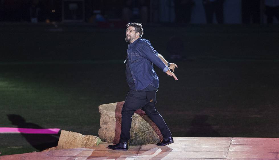 Antonio Orozco, en un momento de su actuación.
