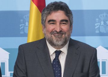 El delegado del Gobierno en Madrid promete el cargo dispuesto a “combatir prejuicios”