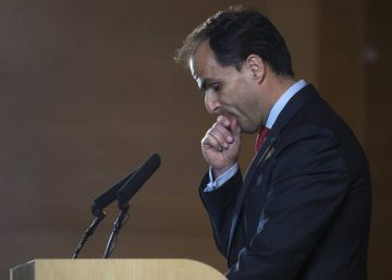 El rector de la Rey Juan Carlos se enfrentará a una moción de censura si no hay elecciones