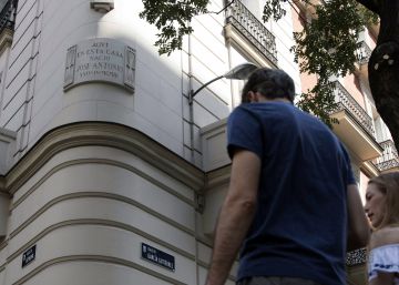 El Comisionado de la Memoria pide mantener una placa que homenajea a José Antonio