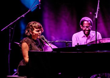 Norah Jones despide con su jazz las Noches del Botánico