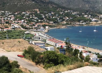 El Port de la Selva contracta una dessalinitzadora per frenar la salinització de l’aigua