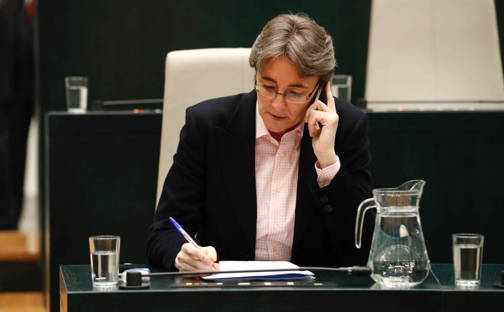 Marta Higueras, primera teniente de alcalde, durante un pleno municipal.