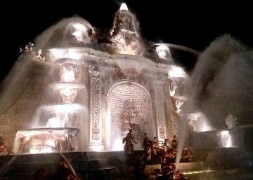 Fogonazos de luz y agua en los jardines de La Granja