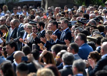 El homenaje a las víctimas
logra una breve tregua política