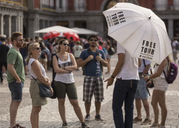 Guerra entre guías turísticos en el centro de la capital
